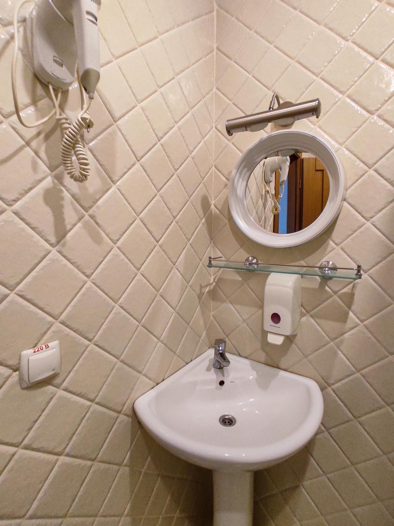 Vip Hotel Izmaił Zewnętrze zdjęcie
