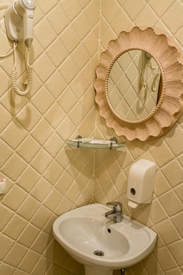 Vip Hotel Izmaił Zewnętrze zdjęcie